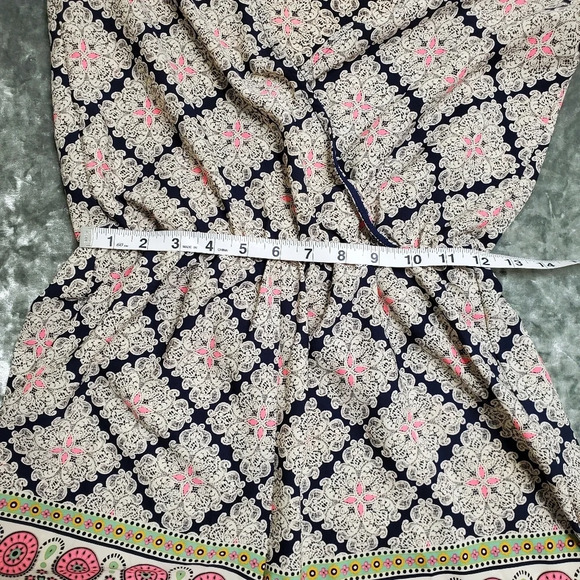 Varga Pattern Romper - Picture 5 of 9